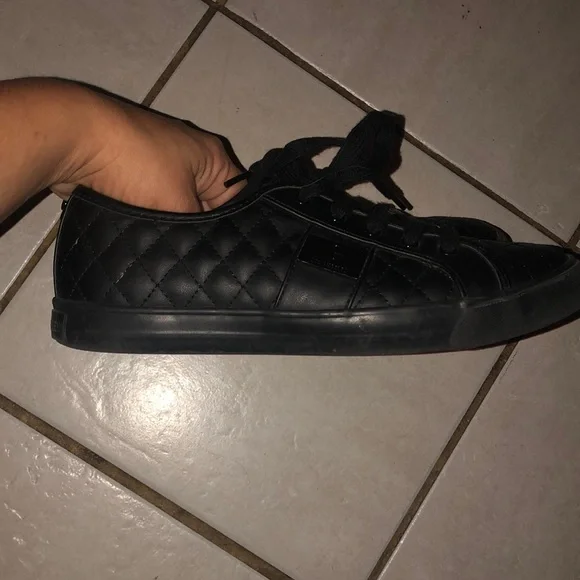 SNEAKERS - Picture 8 of 16